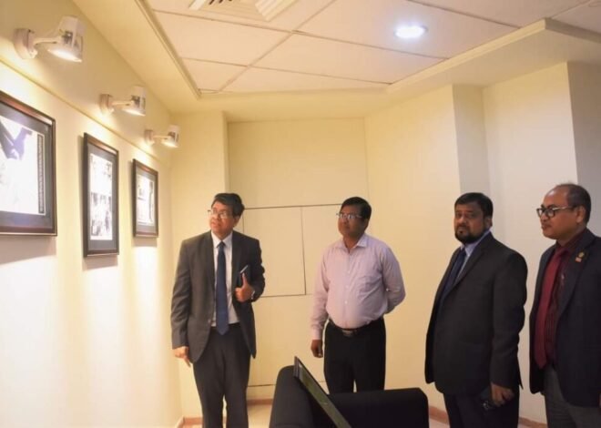 আই. ডি আর এ নির্বাহী পরিচালক – লাইফ (যুগ্মসচিব) এর ন্যাশনাল  লাইফে স্থাপিত বঙ্গবন্ধু কর্ণার ও কল সেন্টার পরিদর্শন