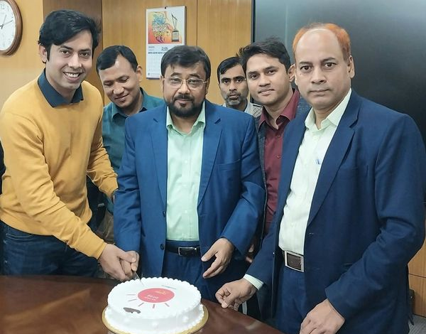 ন্যাশনাল লাইফের পক্ষ থেকে প্রথম আলোকে শুভেচ্ছা