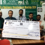 স্বাস্থ্য বীমা দাবির চেক হস্তান্তর করল বেঙ্গল ইসলামি লাইফ