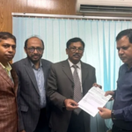 বন্যার্তদের সহায়তায় মেঘনা লাইফ কর্মকর্তা-কর্মচারীদের এক দিনের বেতন হস্তান্তর